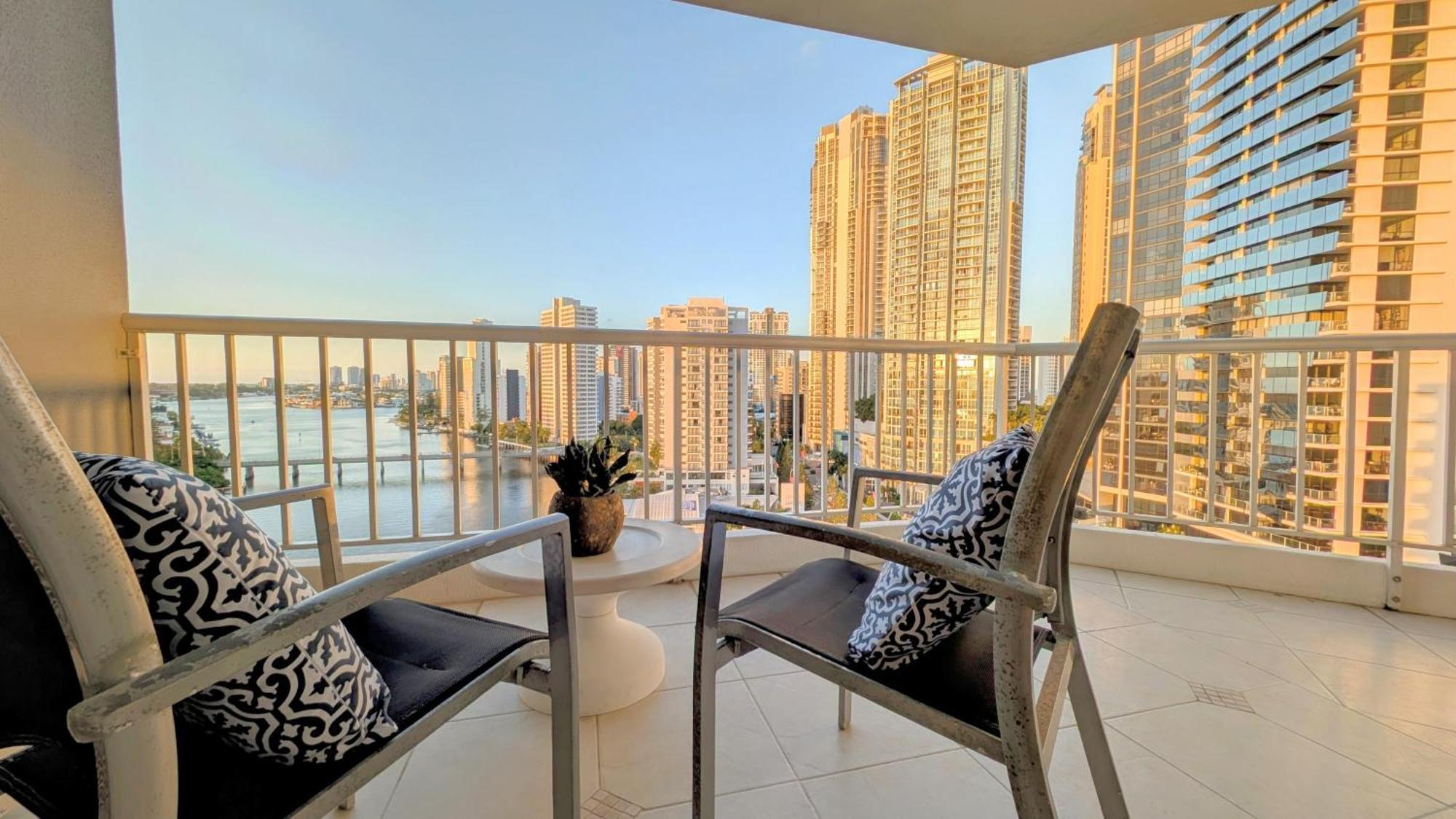 Apartment River Views